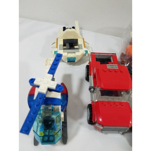 Mixed Lot Lego vehicles 4 Cars Jurassic Park Jeep Red Truck Squid Helicopter - Picture 4 of 13